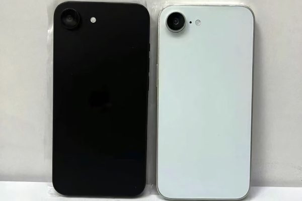 iPhone SE 4 dummy units